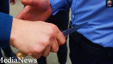 Երևանի դպրոցներից մեկի մոտակայքից հիվանդանոց է տեղափոխվել է դանակի վնասվածքներով 13-ամյա երեխա