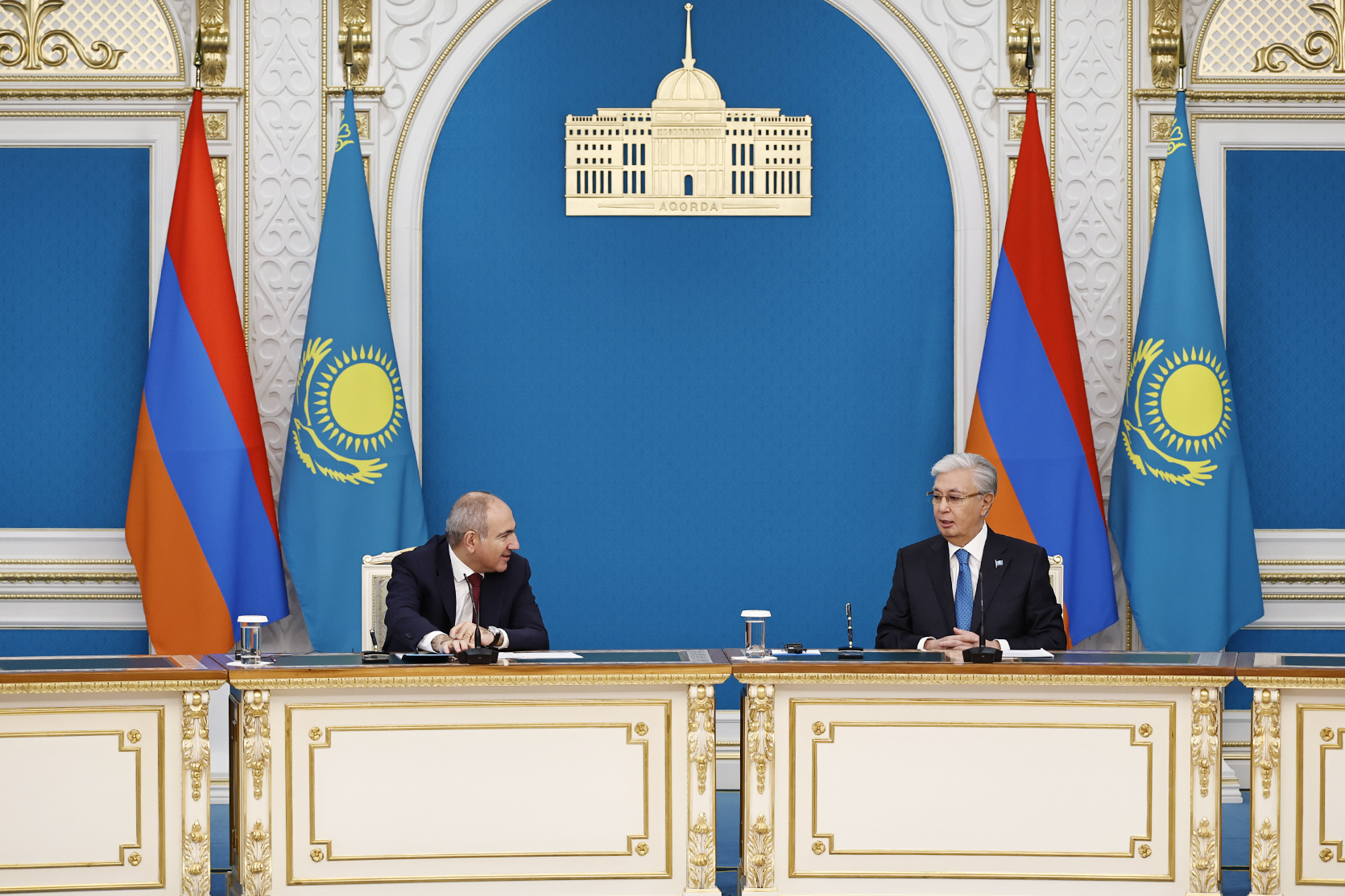 60703_b.jpg (767 KB)