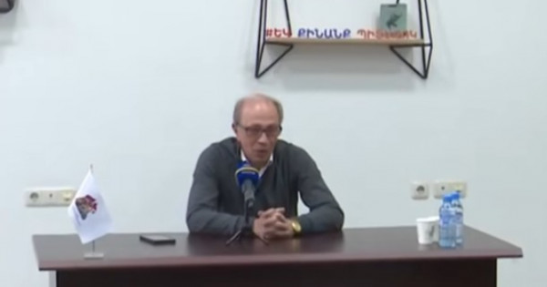 «Հայաստան-Արցախ» ՀԵՄ անդամները «Առաջարկ Հայաստանին» նախաձեռնության շրջանակներում քննարկում են ունեցել Արտաքին գործերի նախկին նախարար՝ Արա Այվազյանի հետ։