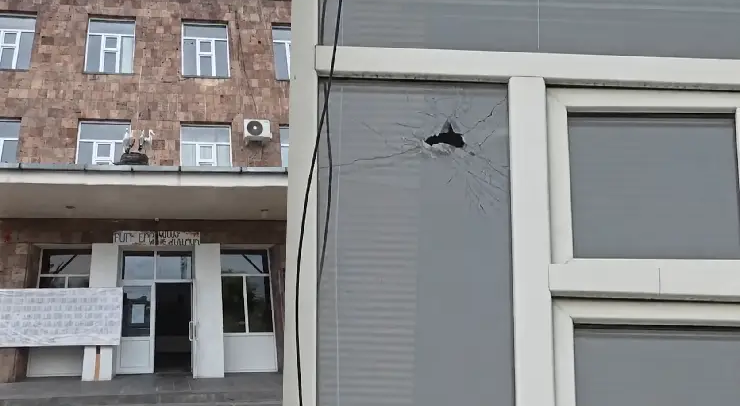 Ում են ցանկացել սպшնել Էջմիածնում