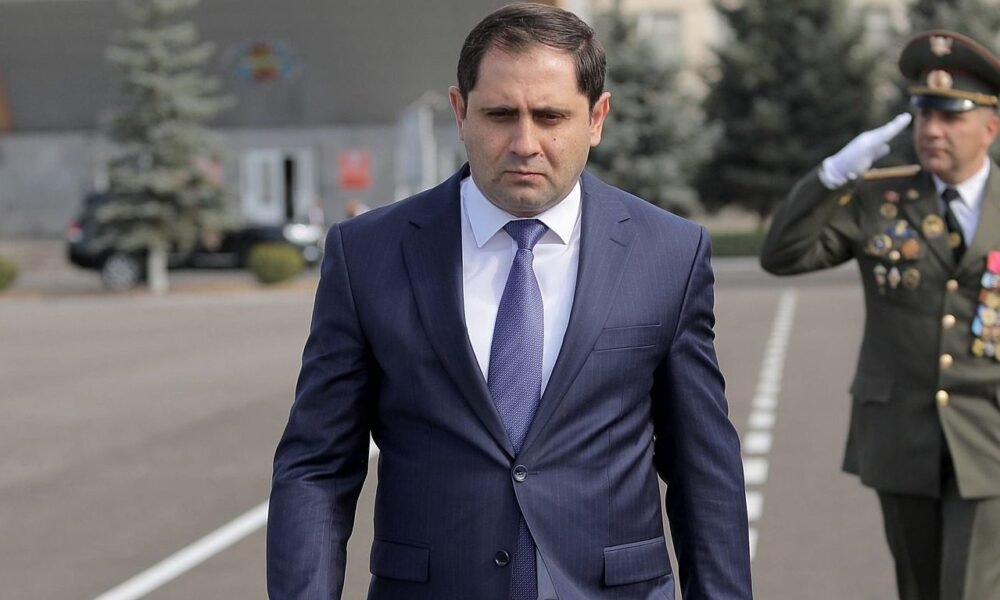 Սուրեն Պապիկյանը հայտնում է